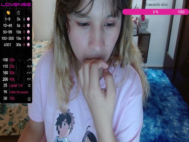 Live sex webcam photo for Wanda_3 #271312035