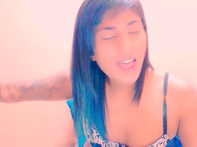 Live sex webcam photo for INDIANGOLD #271316532