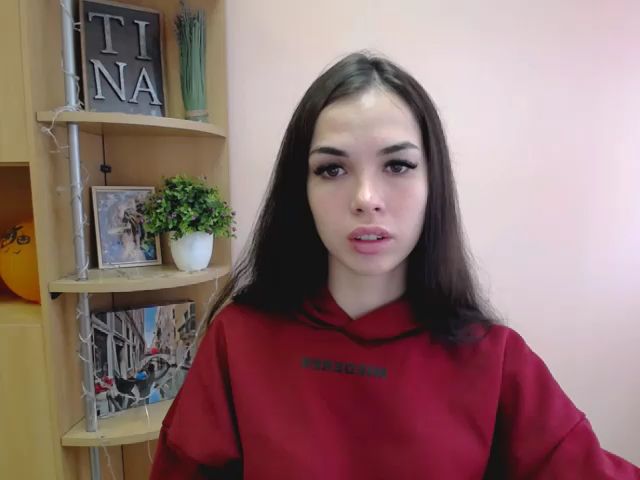 Live sex webcam photo for KatieCute_ #271307540