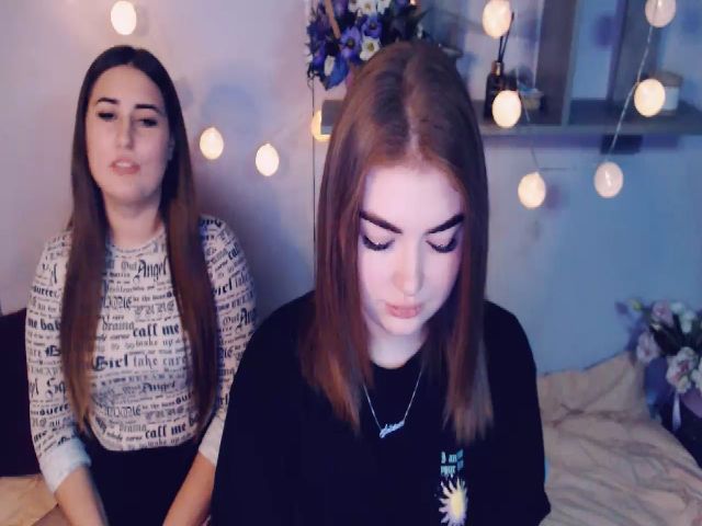 Live sex webcam photo for Queen_Afina #271316599