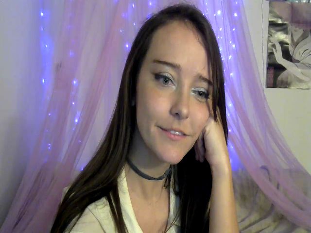 Live sex webcam photo for miuw_miuw #271307777