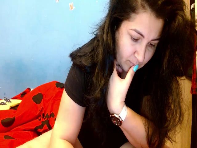 Live sex webcam photo for Mayalovegames #271308332