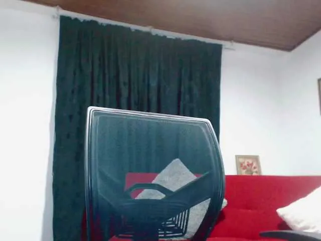 Live sex webcam photo for hederlinparis #271302719
