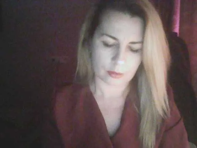 Live sex webcam photo for saden27 #271313818