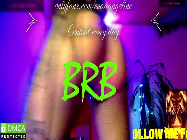 Live sex webcam photo for JEADOREEVA #271313159