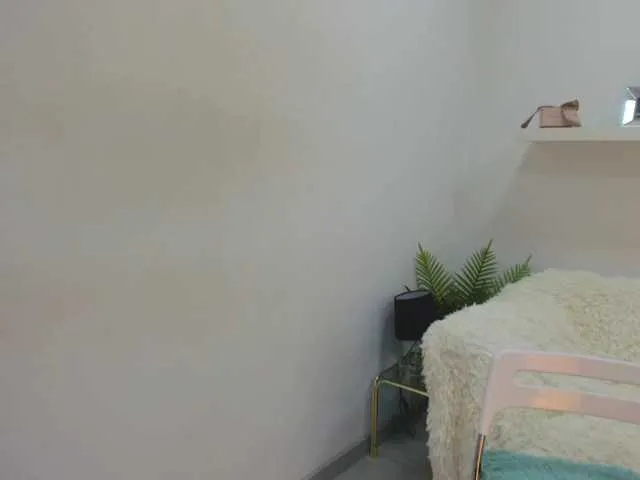 Live sex webcam photo for katelauren #271309555