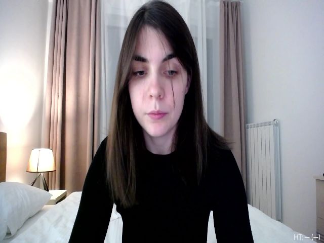 Live sex webcam photo for https_sophie #271315444