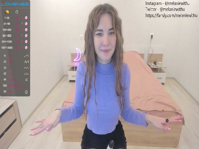 Live sex webcam photo for melaniewithu #271316083