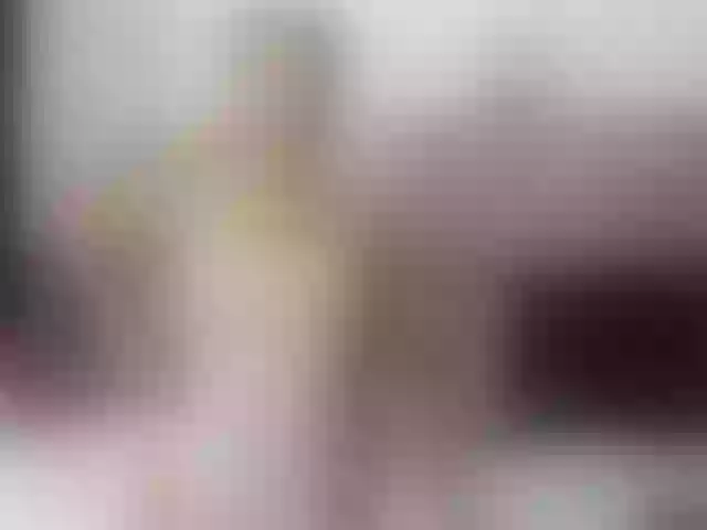 Live sex webcam photo for majoloverroll #271309930
