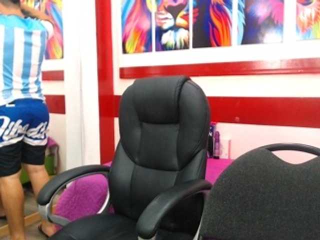 Live sex webcam photo for Littleandmo #271313813