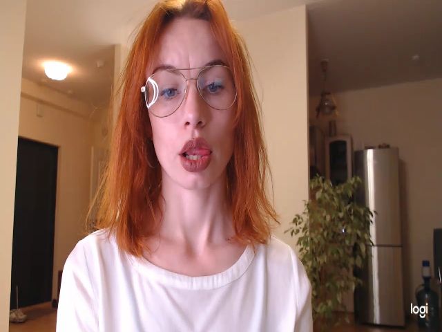 Live sex webcam photo for RedheadMila #271312714