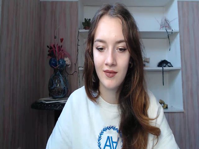 Live sex webcam photo for Crazygerl #271308495