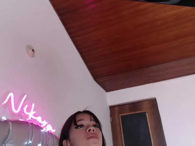 Live sex webcam photo for NikoraStar #271313594