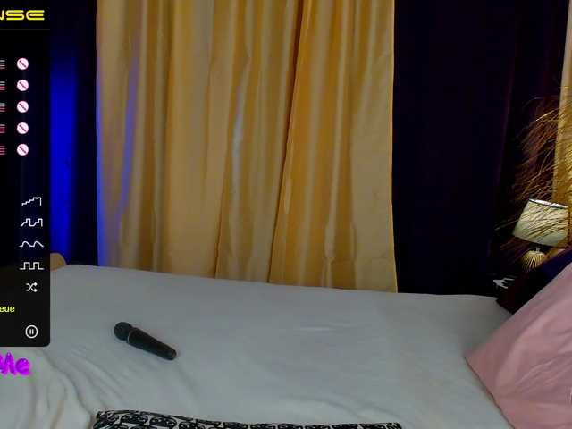 Live sex webcam photo for LavernaBlack #271322579