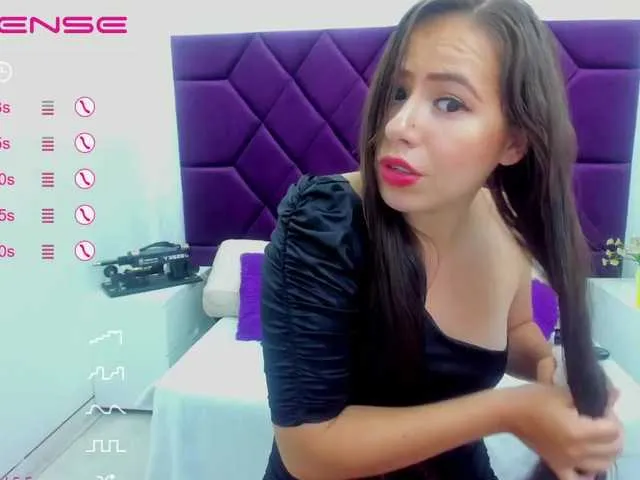 Live sex webcam photo for AliciaKennet #271319448