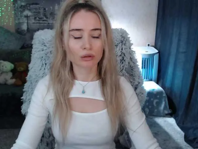 Live sex webcam photo for xyliganka777 #271318575