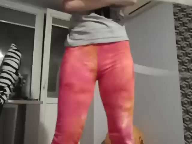 Live sex webcam photo for Lisonya #271330967