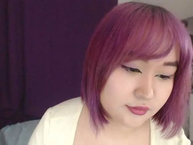 Live sex webcam photo for YunNana #271319102