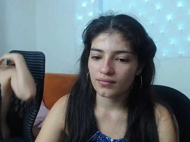 Live sex webcam photo for ElianaKin #271319538