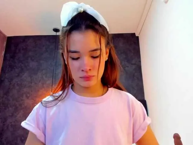 Live sex webcam photo for NicolPalacios #271318661