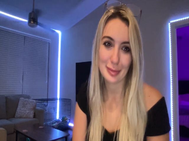 Live sex webcam photo for Sammy_gray #271324129