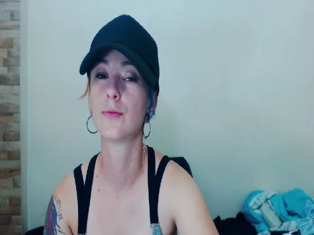 Live sex webcam photo for poison_blue #271333510