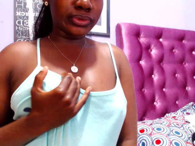 Live sex webcam photo for CristalClock #271322401