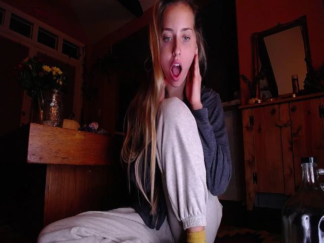 Live sex webcam photo for minabeam #271320668