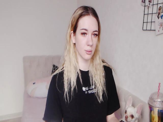 Live sex webcam photo for DemiAmourrrr #271325654