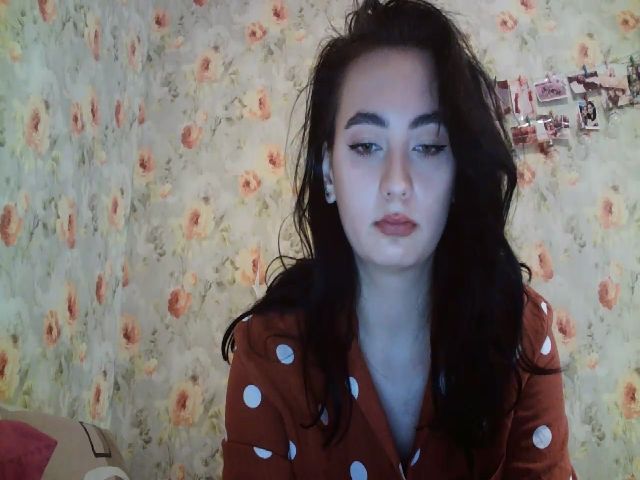 Live sex webcam photo for lolly_hollyy #271326124