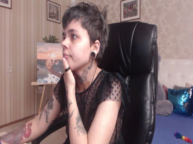 Live sex webcam photo for DarkElf_ #271329002