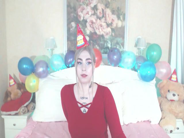 Live sex webcam photo for AmaliaDiva #271332882