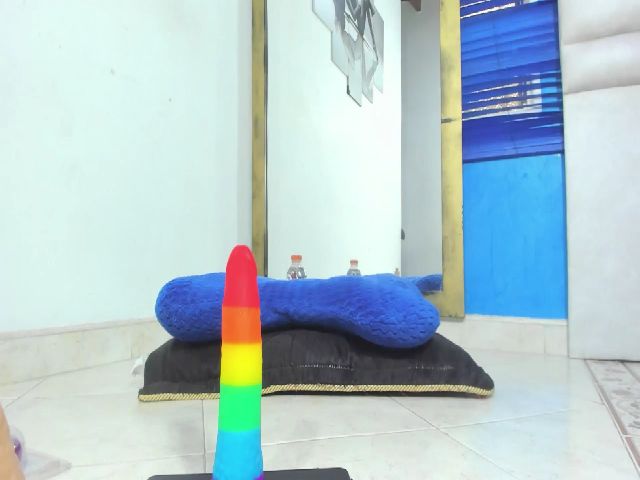 Live sex webcam photo for Msssofia_ #271328697
