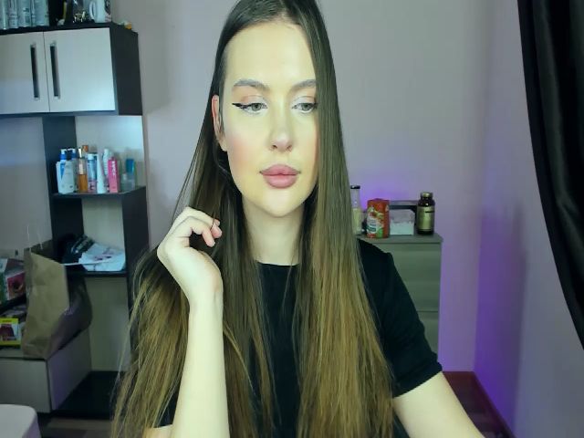 Live sex webcam photo for Daisymarly #271333604