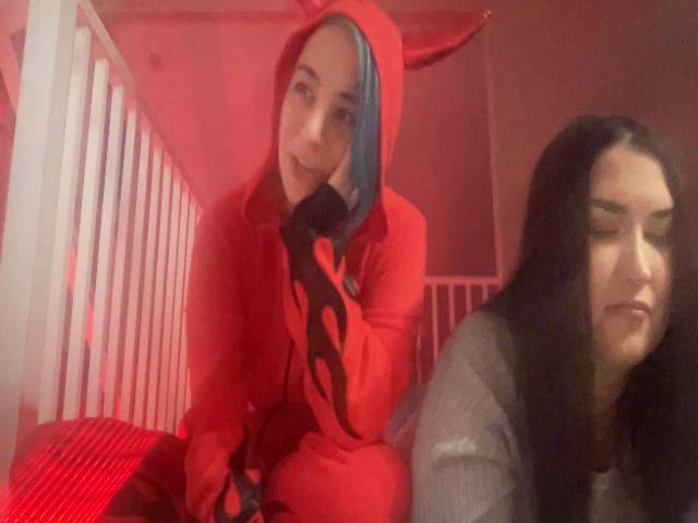 Live sex webcam photo for GoddessLilith #271321339