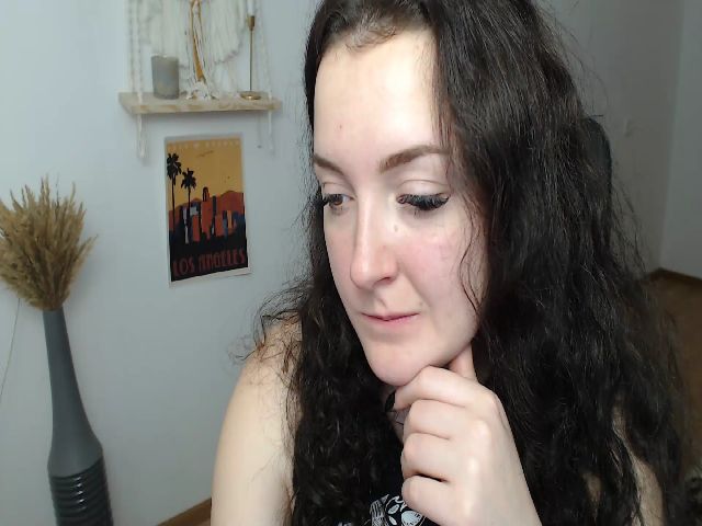 Live sex webcam photo for GloriaSparks #271324744