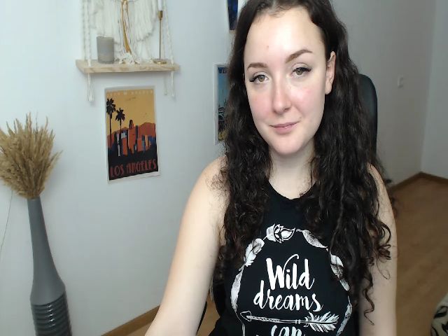 Live sex webcam photo for GloriaSparks #271324917