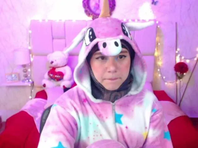 Live sex webcam photo for haddy18 #271323924