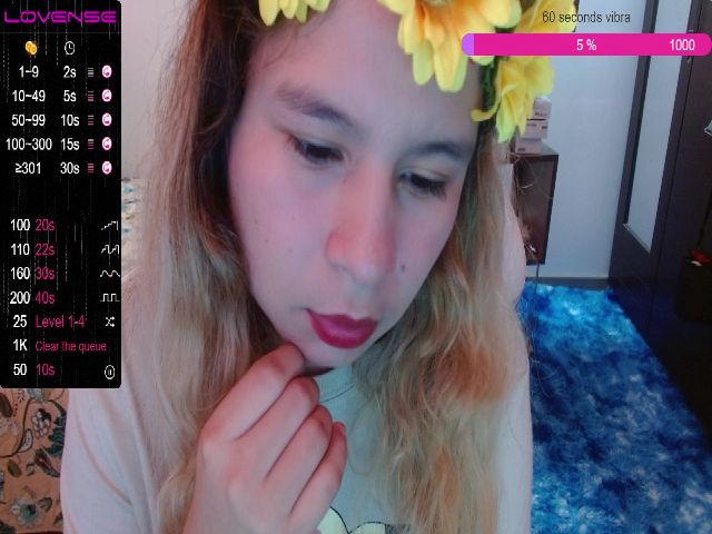 Live sex webcam photo for Wanda_3 #271328209