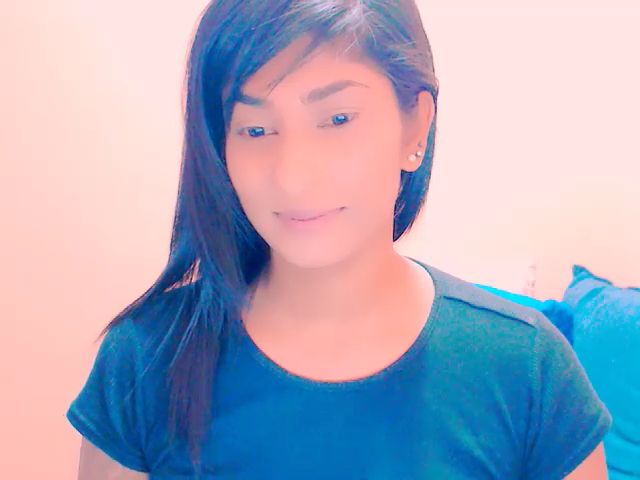 Live sex webcam photo for INDIANGOLD #271330593