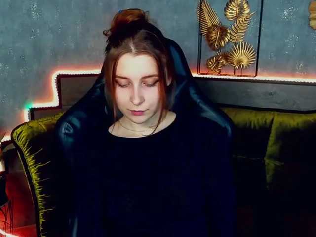 Live sex webcam photo for GigiPup #271330685