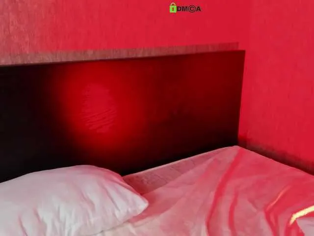 Live sex webcam photo for Selenaneshy #271318414