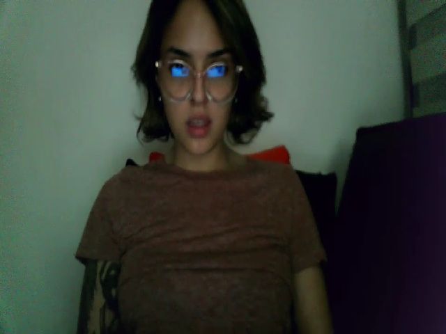 Live sex webcam photo for emmastone2 #271321421