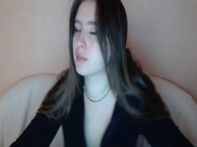 Live sex webcam photo for Amber_Salt #271324198