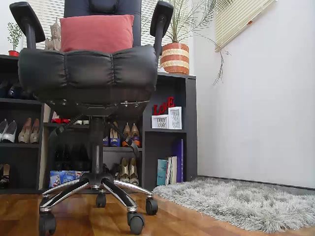 Live sex webcam photo for Colett_s #271327928