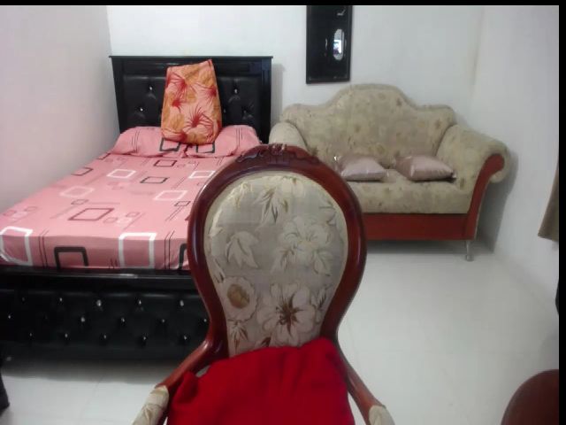 Live sex webcam photo for Melody_latin #271328806