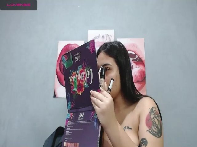 Live sex webcam photo for Sweet_dirtyx #271327279