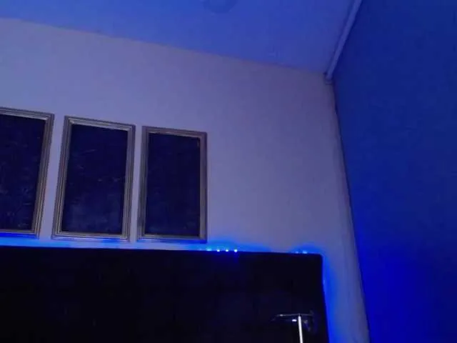 Live sex webcam photo for lindacoxx #271323633