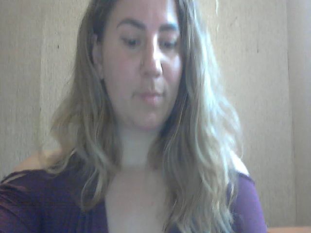 Live sex webcam photo for ChrystalBella #271327459
