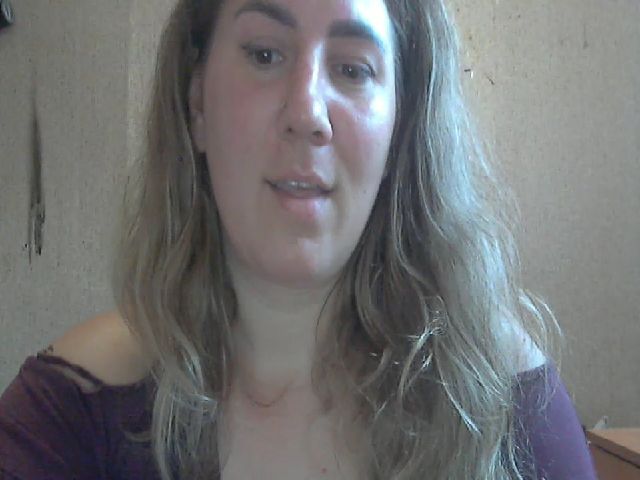 Live sex webcam photo for ChrystalBella #271327513